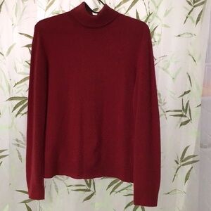 Women's Red Cashmere Turtleneck Sweater Large